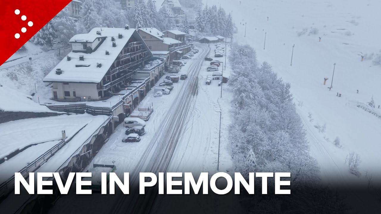 Neve imbianca le strade in Piemonte. Sciatori in pista tra Prato Nevoso e Sestriere: 