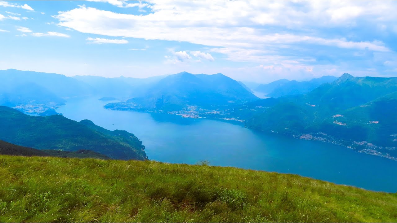 Anello del Monte Muggio dall'Alpe Giumello, un balcone naturale sul lago di Como.