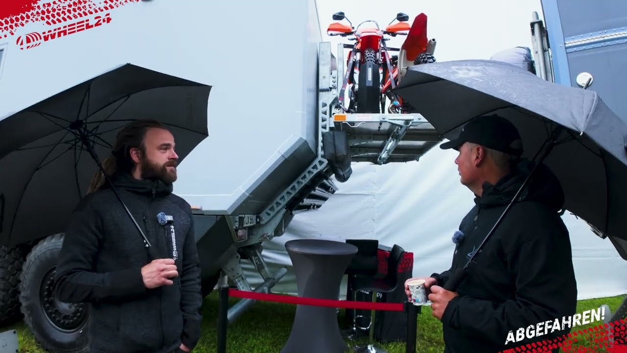 Abenteuer Allrad Tag 3 - Heckträger auf dem Messestand bei 4wheel24