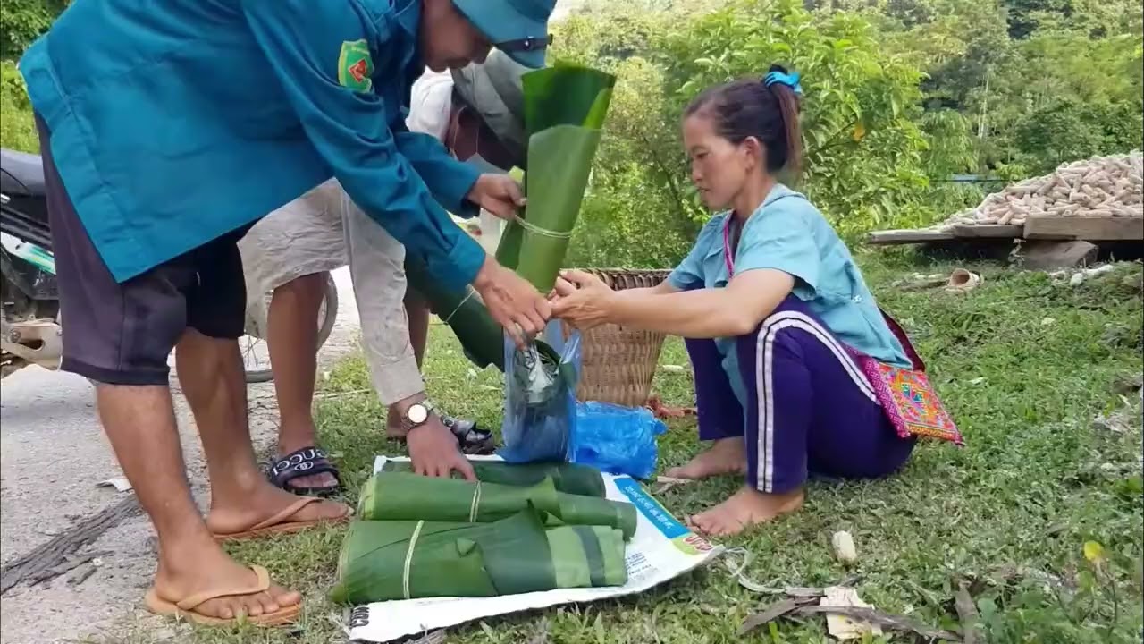 Going to the Forest to Earn Extra Income & Improve Our Home