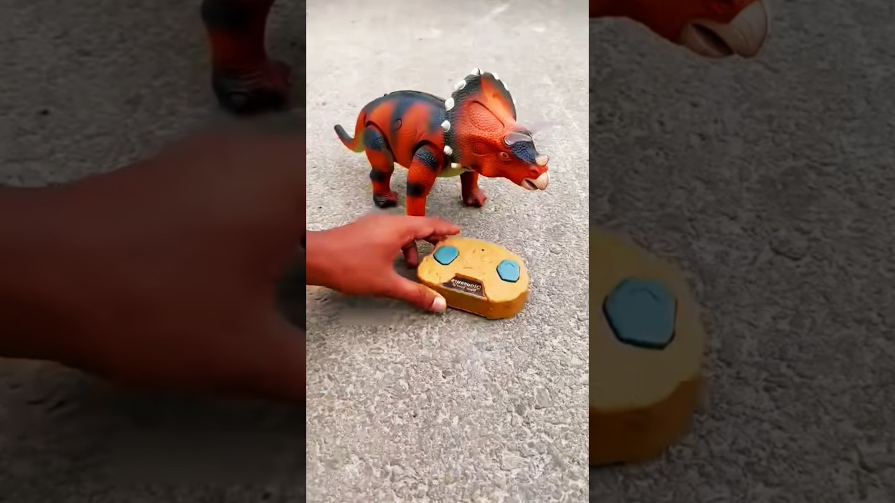 Itna boda Remote wala dinosaur deko