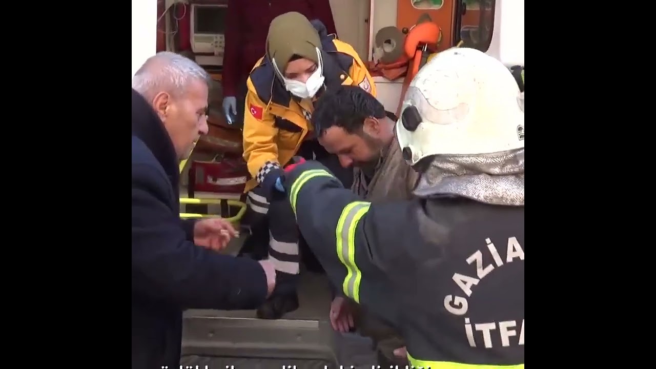 Yaralı işçi üzeri kirli diye ambulansa binmek istemedi