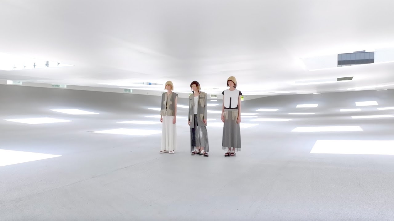 HIROKO KOSHINO 2024 S/S Collection | Rakuten Fashion Week TOKYO 2024 S/S