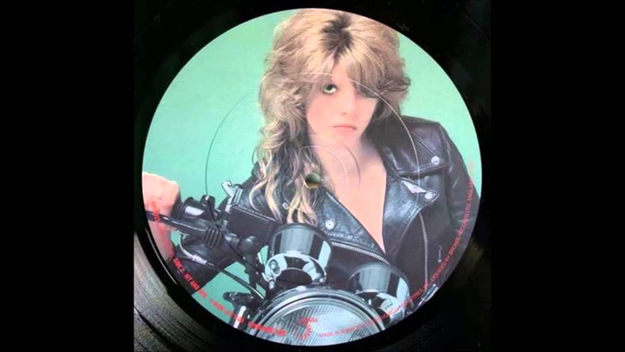 GIRLSCHOOL - MAD MAD SISTER.