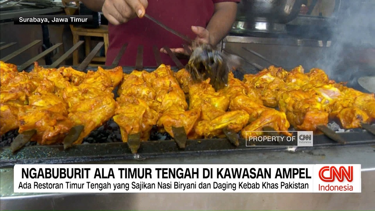 Ngabuburit Ala Timur Tengah di Kawasan Ampel