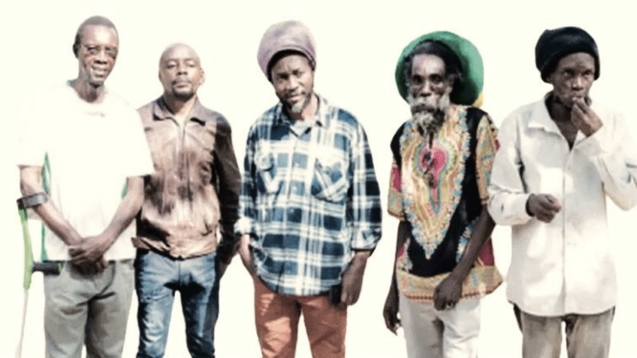 Zig Zag Band - Mudzimu Mukuru