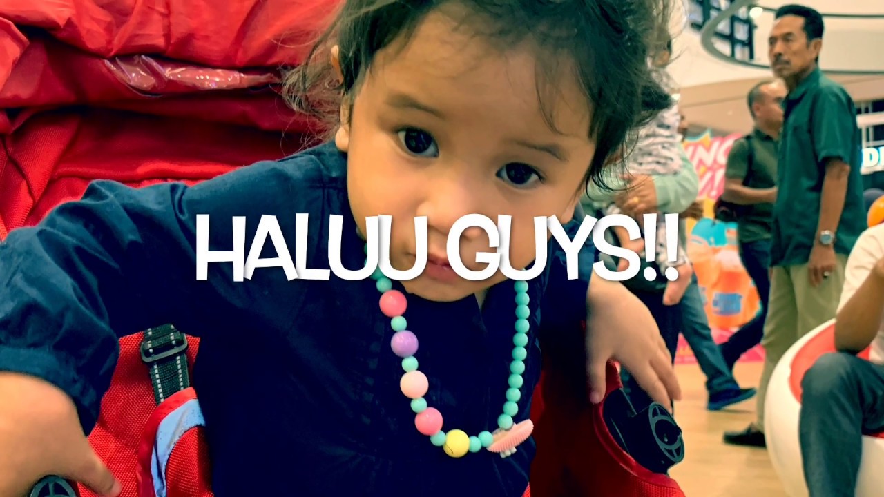 NANA OH NANA | SINGING HAPPY BIRTHDAY WITH UNCLE FOX 