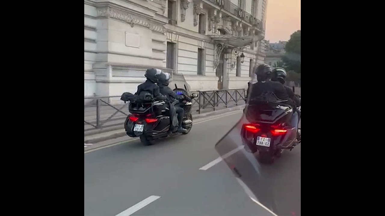 Taxi Moto Paris Amplitude &ndash; Roissy en direct | Transfert rapide et s&eacute;curis&eacute;