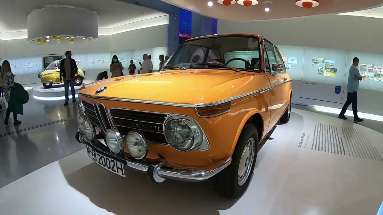 BMW 2002 The Car and his Marklin Sprint replicates