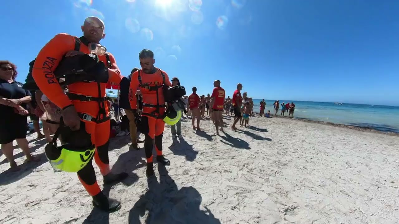 Spiaggia di Putzu Idu ( Esercitazione della Polizia 10 Agosto 2023)
