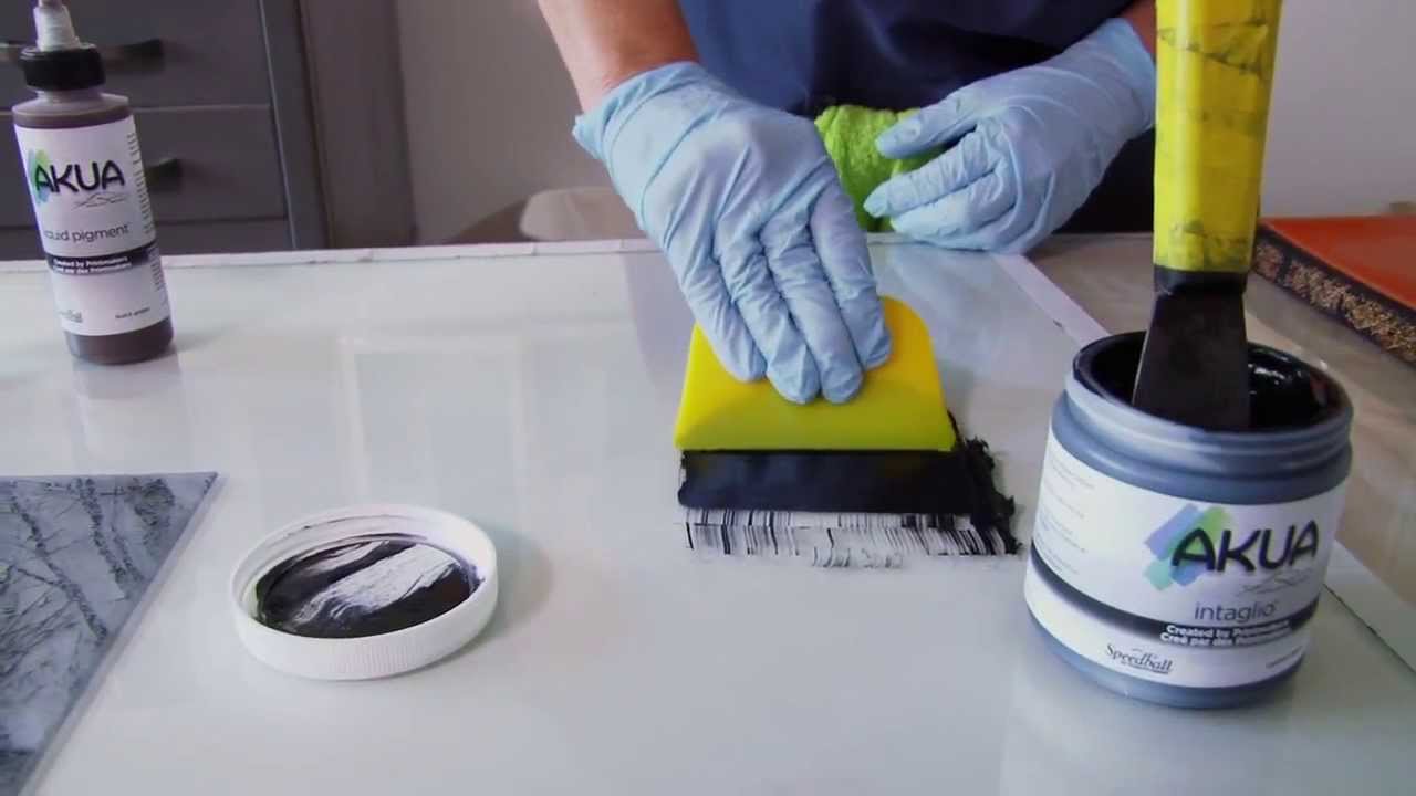 Intaglio Printing with Akua Inks on a Solarplate