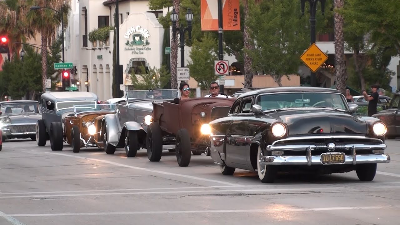 Pre-1960 Customs Cruise/Nostalgia Night on Colorado Blvd.