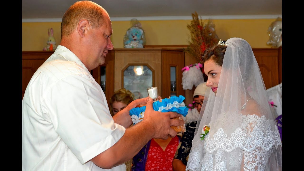 Батьківське благословення молодят. Іванівці. - Parents blessing are newlyweds. Ivanivtsi.