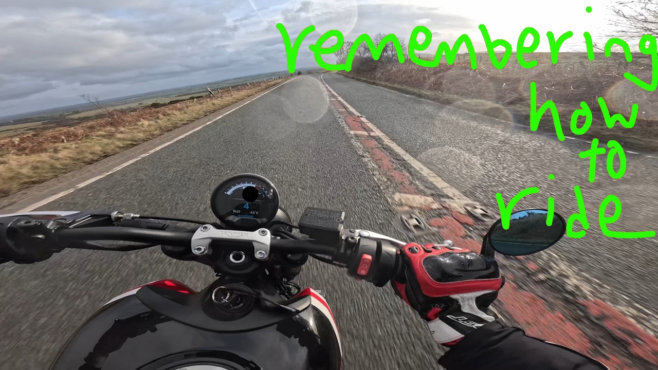 Triumph Trident 660 2025 - remembering how to ride - POV - Quickshifter