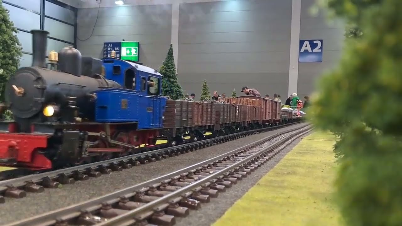 Podestanlage beim Echtdampf-Hallentreffen: Live Steam EKB-Modelle