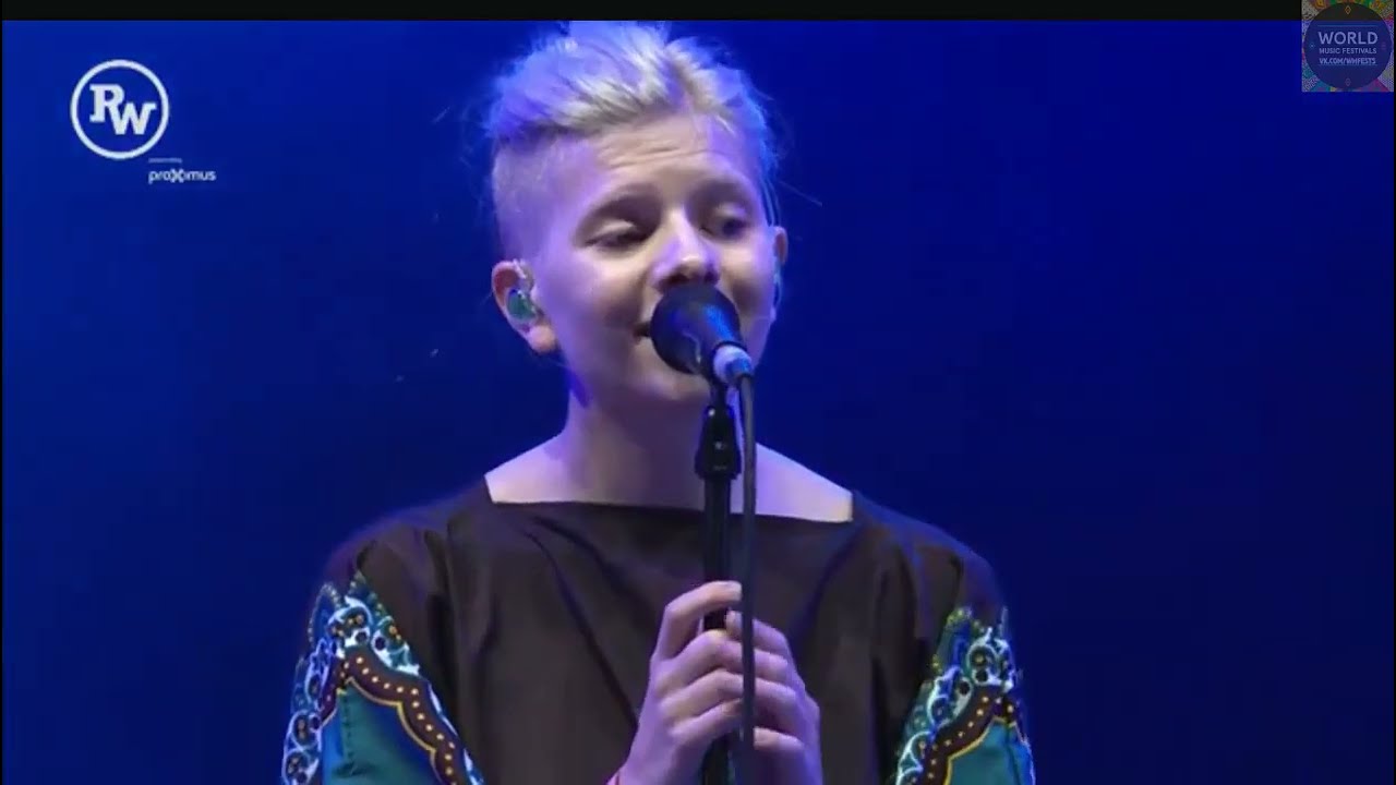 20160703 - AURORA - Live at Rock Werchter 2016 - Full Show (re-upload)