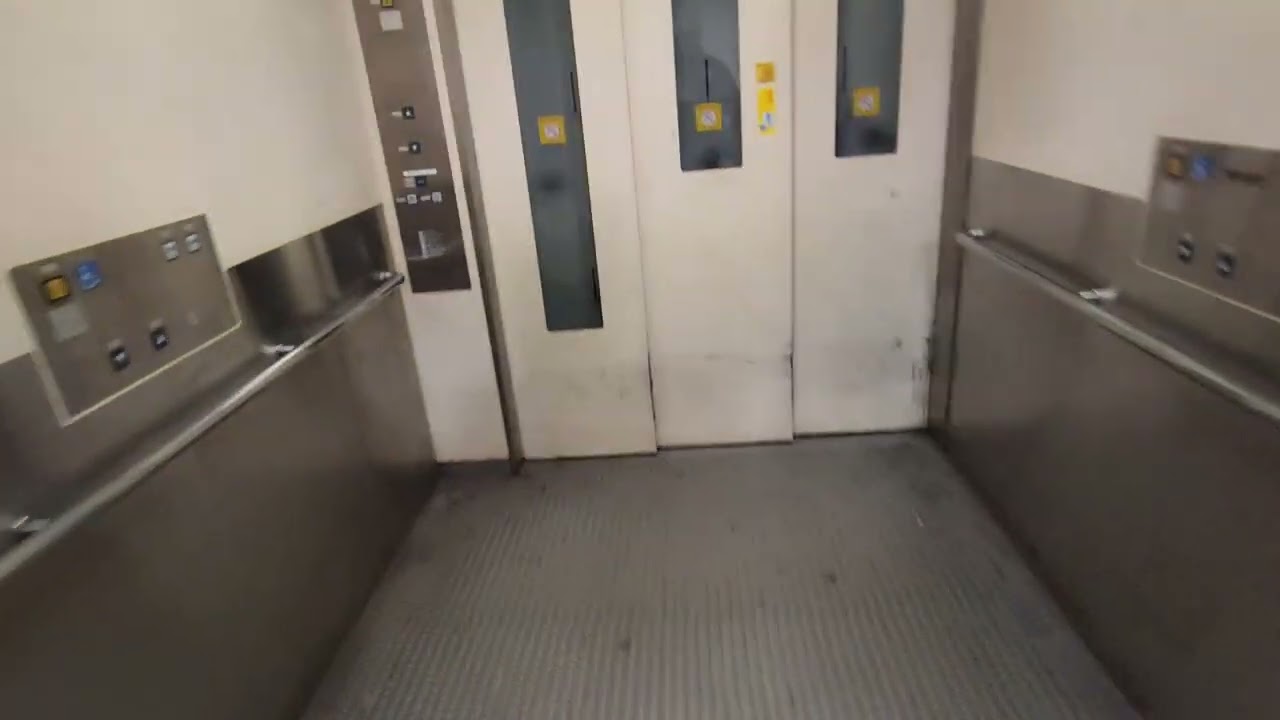 阪神電車 エレベーター 春日野道駅