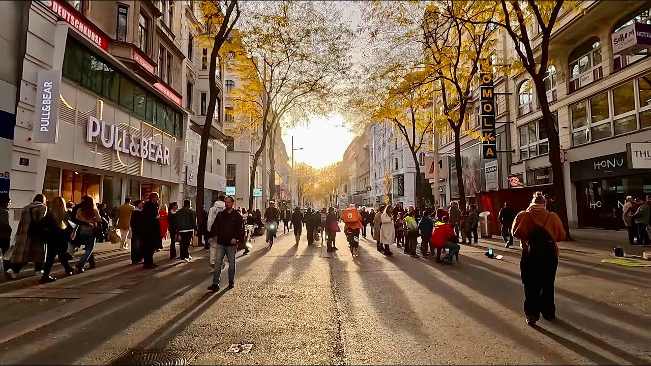 Vienna City Walk  - towards the sun 4K 🌇☀️🍁🍂