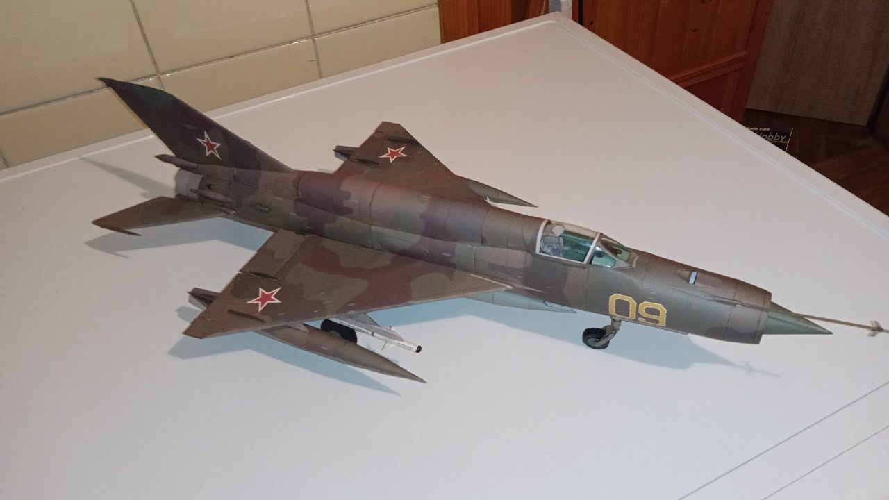 MIG 21 SMT Answer model kartonowy 1/33