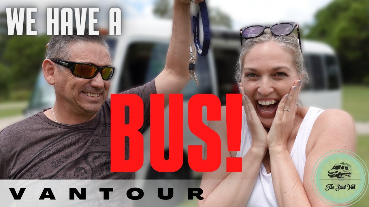 АВТОБУСНЫЙ ТУР! Toyota Coaster превратился в прекрасный маленький дом