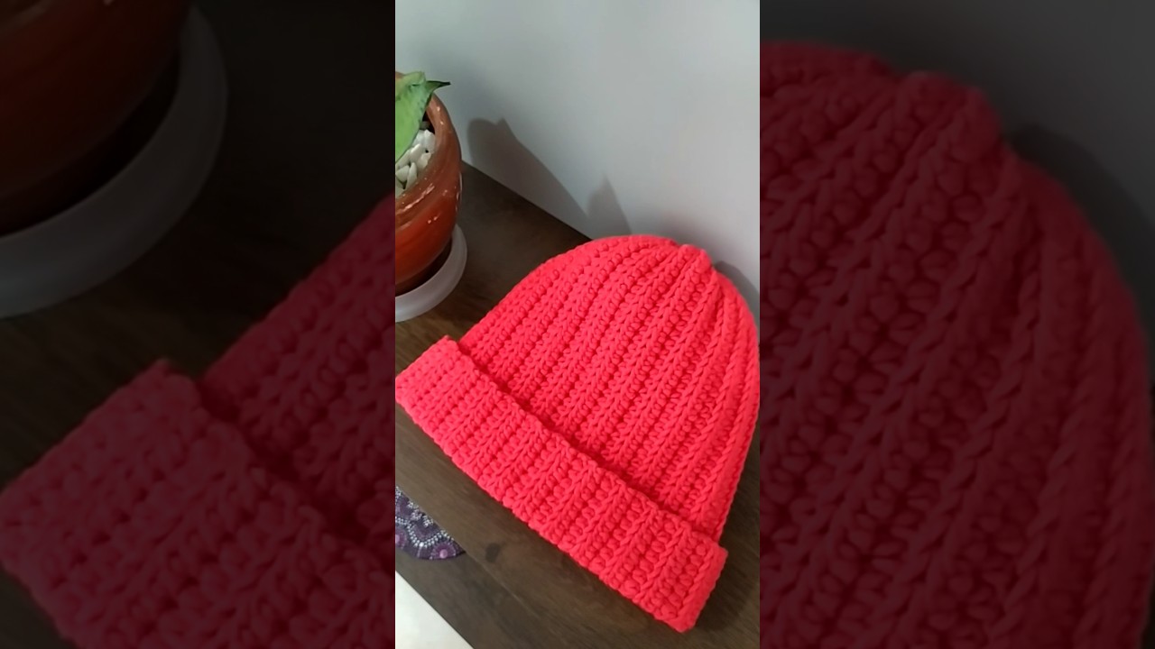 Gorro em crochê lã Hobby da Círculo