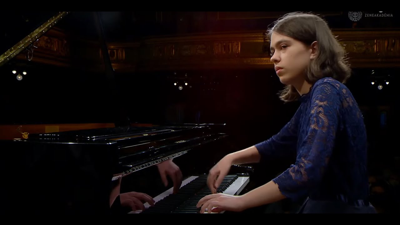 W. A. Mozart - Piano Concerto in A major K414, 2nd movement
