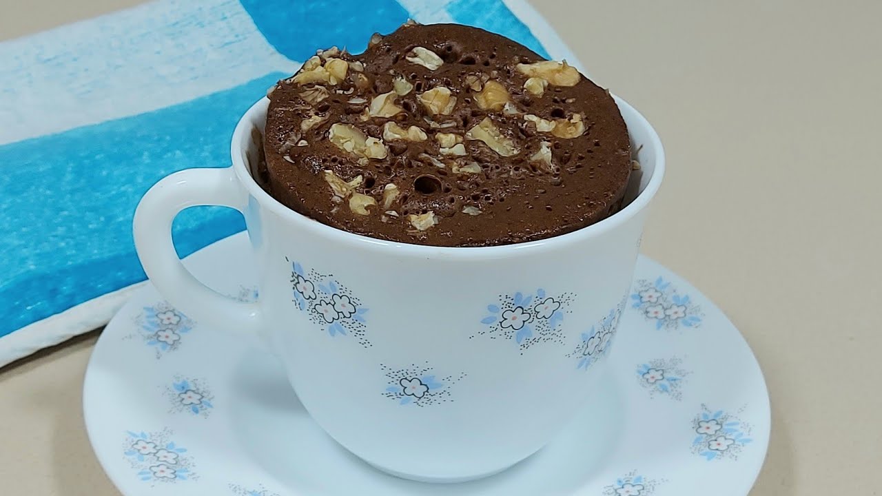👌EN SÓLO 3 MINUTOS EN EL MICROONDAS 🔌 BIZCOCHO DE CACAO A LA TAZA ☕️ // BEATRIZ COCINA