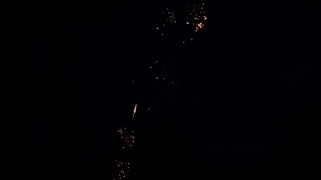 Big Star Fireworks Missile Attack 300 Shot 2021 In 4k