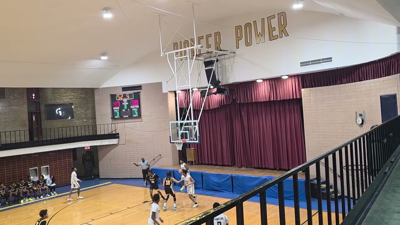 Marian Varsity vs St. Francis De Sales - Landon Mays #15 2/11/26 Game 1 Pt 4