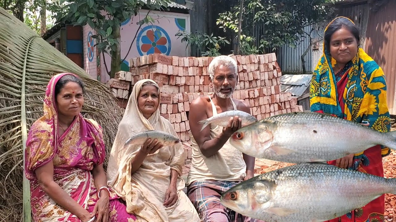 আজকে আমি ইলিশ মাছ নিয়ে আসলাম  / আর বাবুর ইচছা পূরন করলাম । Village Bazar Vlog | Village Vloger |