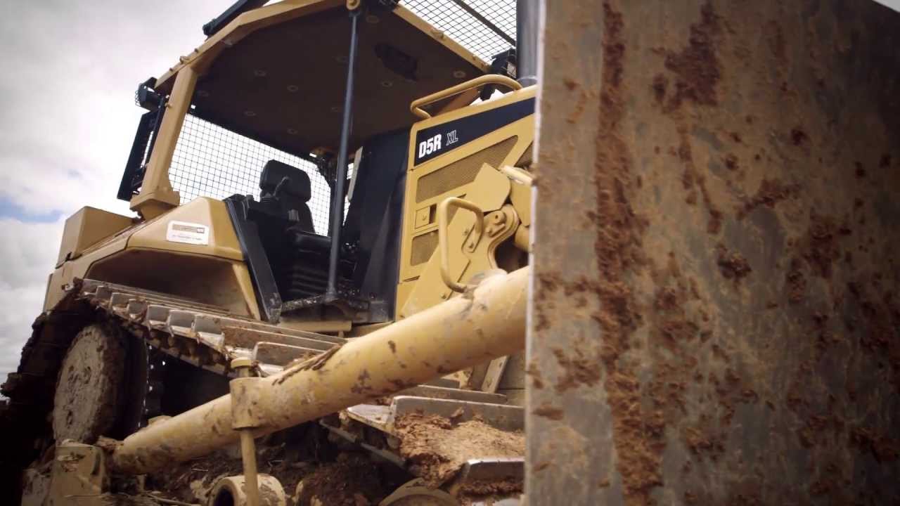 Cat&reg; D5R Dozer in Action