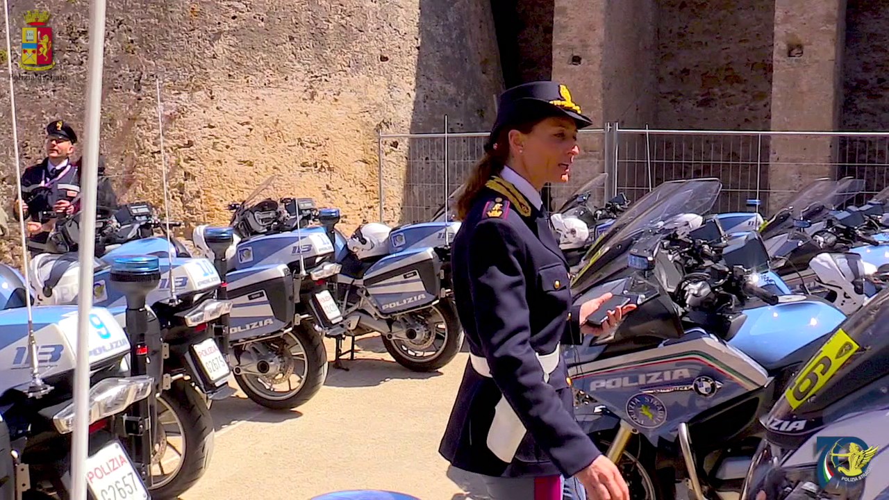 Presentazione partenza 100° Giro d'Italia della scorta Polizia Stradale