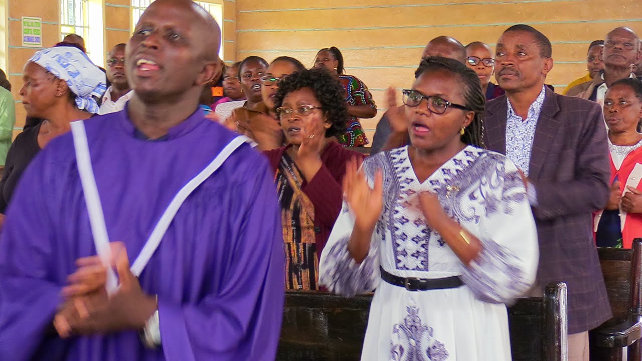 GEITHIA MUNDU //Jehova mwathani kuma kiambiriria Gicheha//NIWIKITE MAGEGANIA