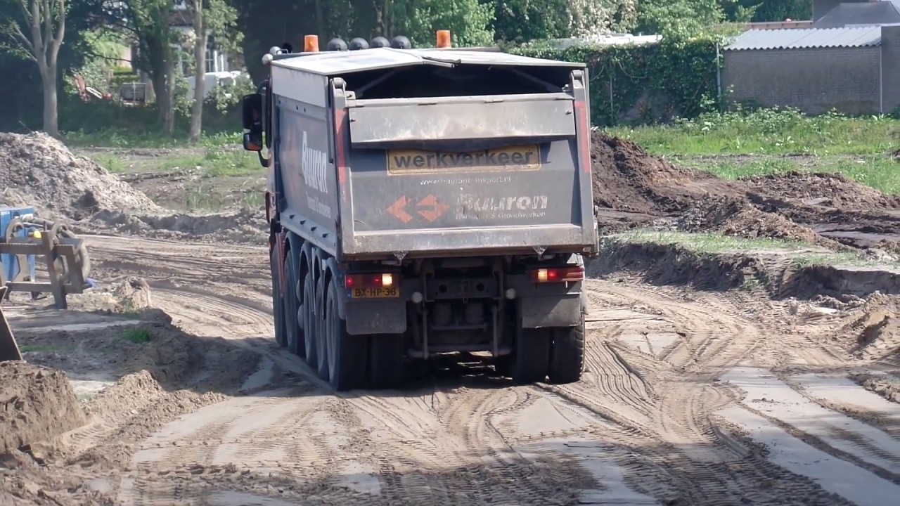 VOLVO L70F IN ACTION