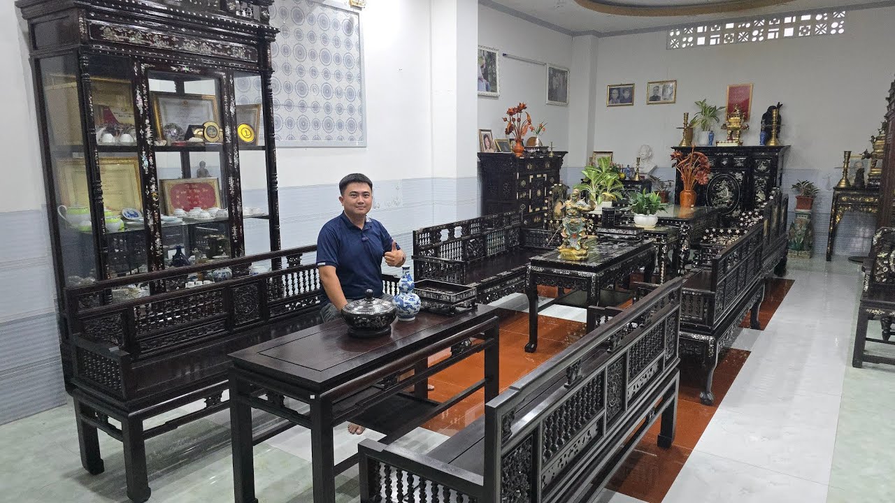 26/10/2025 Báo giá bàn ghế gỗ xưa giá rẻ và tủ trưng bày phòng khách