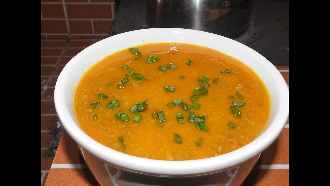 SOPA CREMOSA DE ABÓBORA COM CARNE MOÍDA