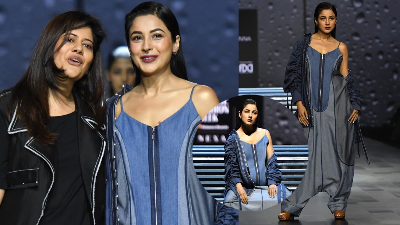Shehnaaz Kaur Gill Walking On Ramp for Diksha Khanna at Lakme Fashion Week 2024 😍💖📸