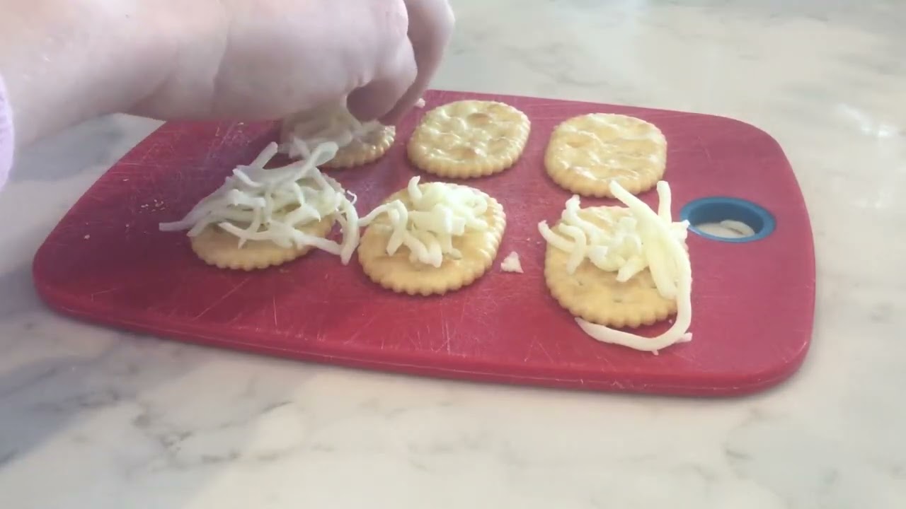 Pizza Crackers