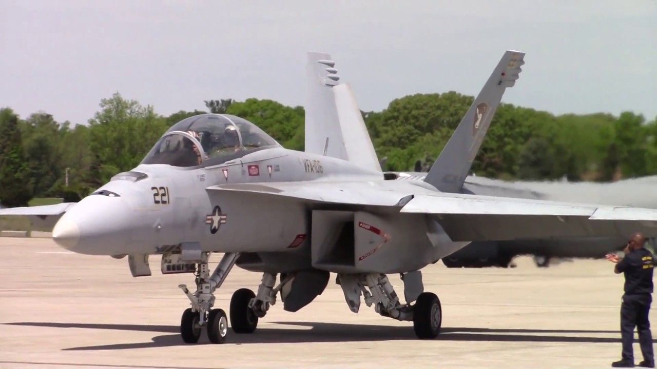 USN-F/A-18-Super Hornet-Rhode Island Airshow-Sunday-2017