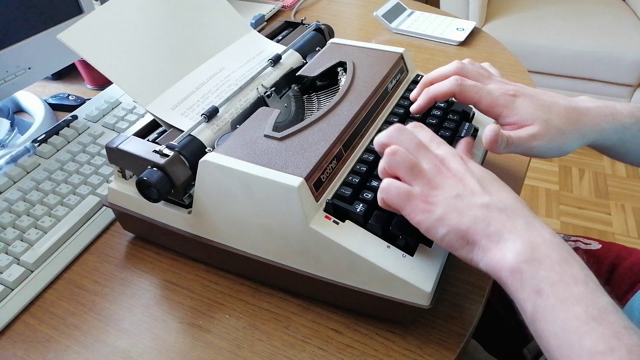 Brother electric 4612 typewriter Schreibmaschine