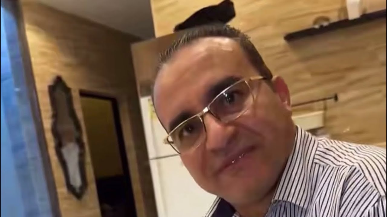 فيها رمله 🤣