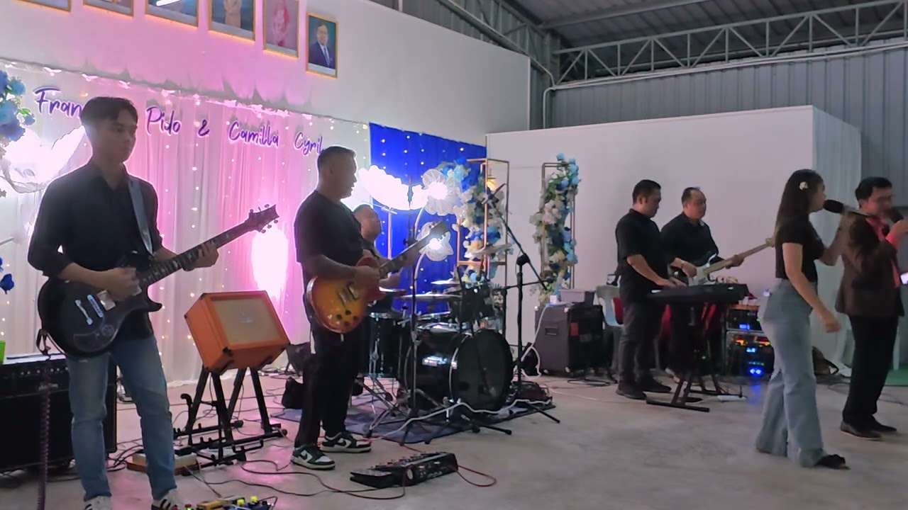 SELAMAT PENGANTIN BARU_CHRISTAL NATALLIE(LIVE PERFORM)