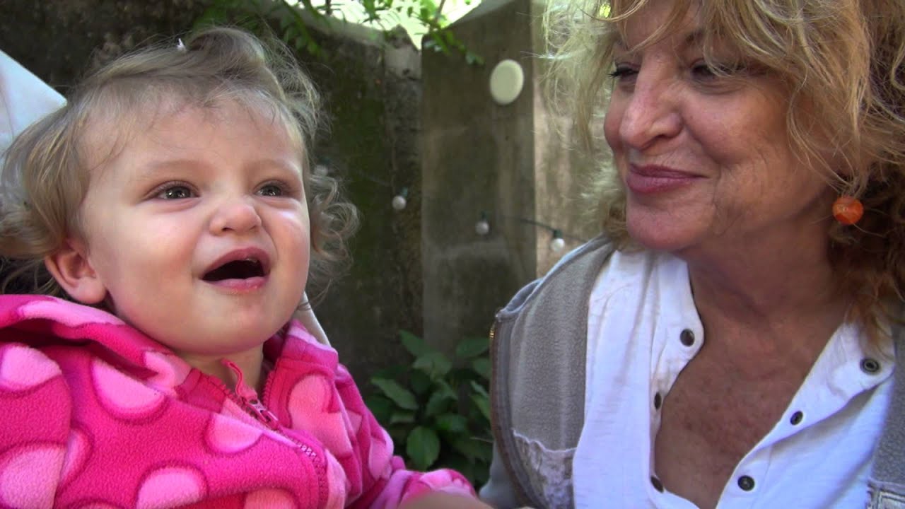 Brinkley kisses Grandma Casa Mia)