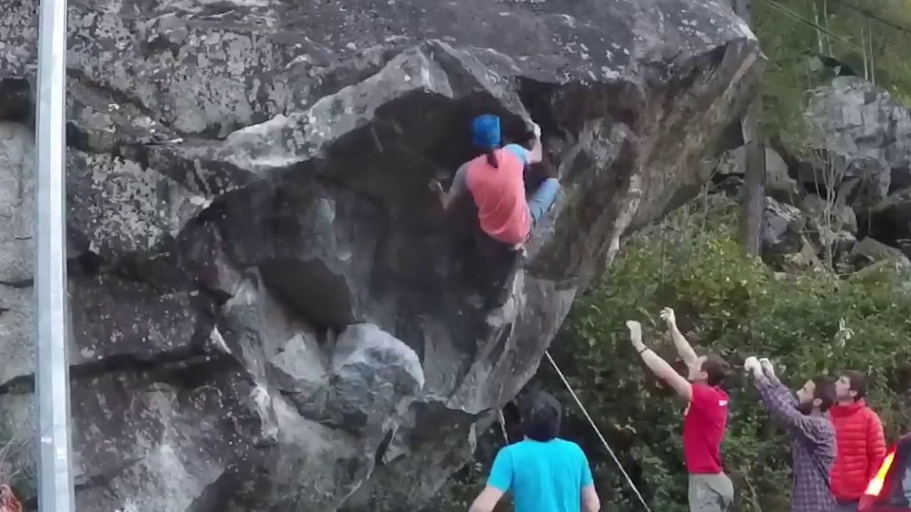 MELLOBOULDER - sector: visido collinetta - lo strapiombo , 2c