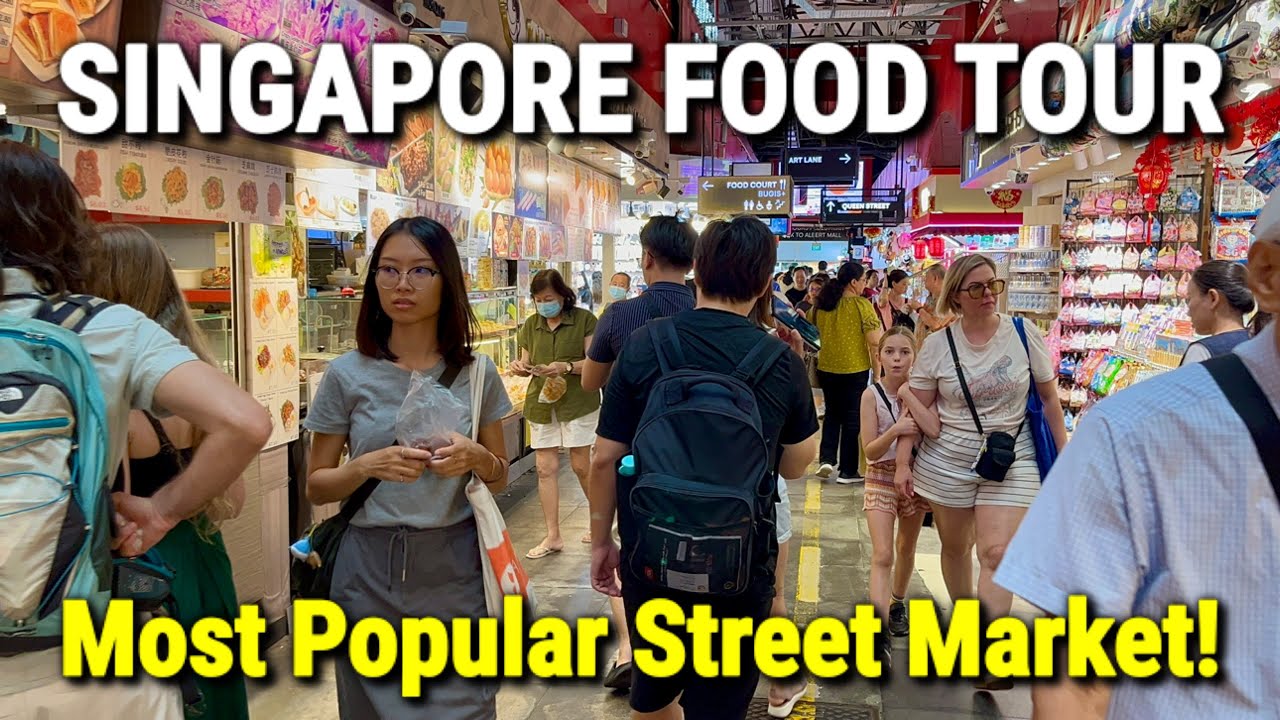 SINGAPORE’s MOST POPULAR STREET MARKET! 🇸🇬 Street Food, Hawker Centre & Shopping at Bugis Street