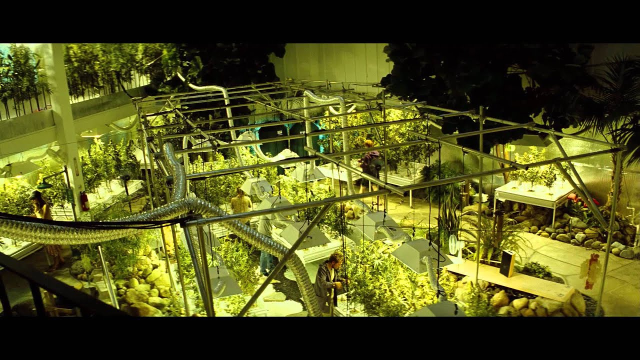 Savages - On the Set: The Grow House