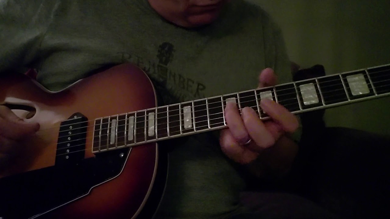 Grote Guitar Hollowbody  Blues in E