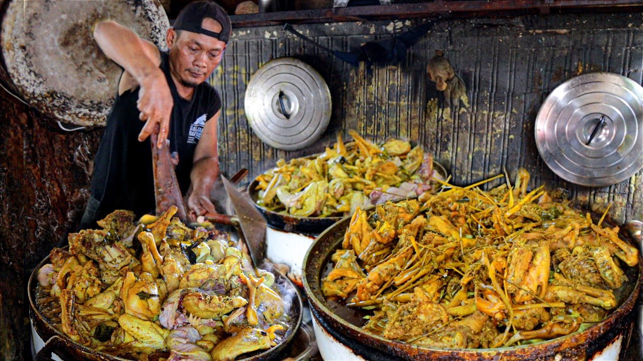 AYAM KAMPUNG & BEBEK GORENG GAMA MBAK TIK SEMARANG!! SAMBELNYA JUARA