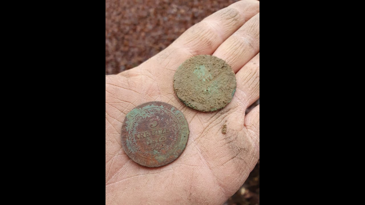 Mr. Detector Scooty // 2 monede 3 kreuzer // monede // insigna/ 2 coins 3 kreuzer // coins // badge