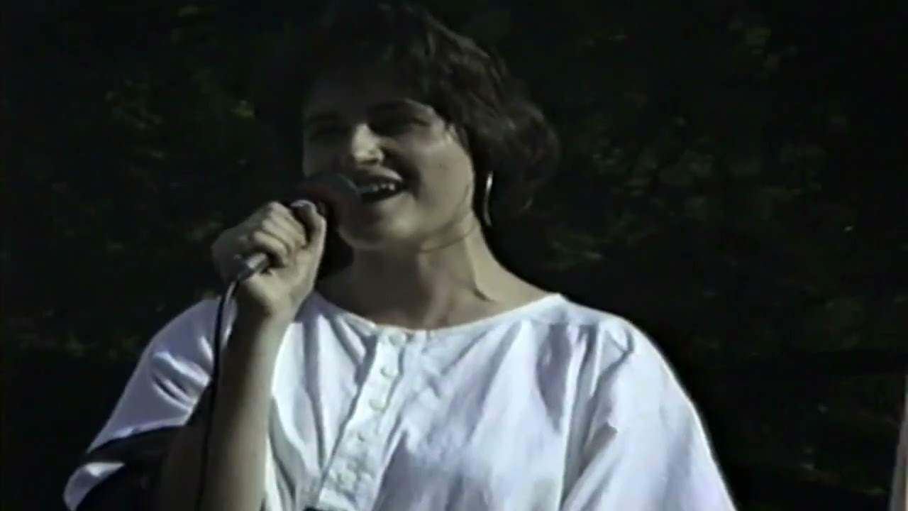 Mińsk Mazowiecki 31.05.1992 r. Występy zespołów rockowych oraz Orkiestry Dętej Miasta Mińsk Maz.